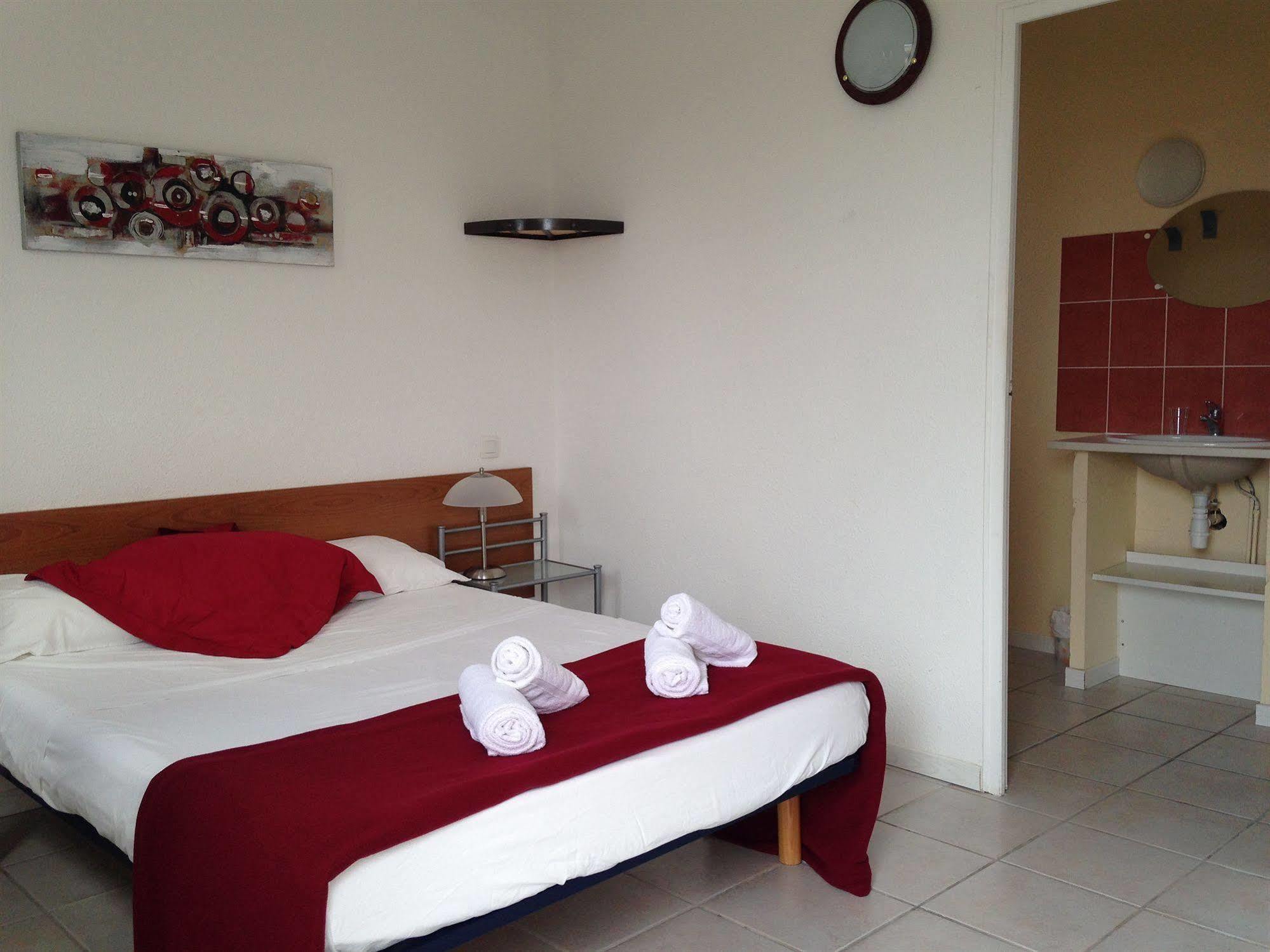 Mont Bouquet Lodge/Residence Hoteliere Brouzet-les-Ales Buitenkant foto